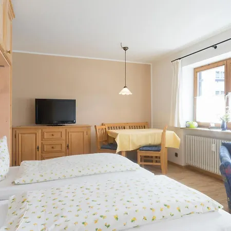 Apartment Roeder *