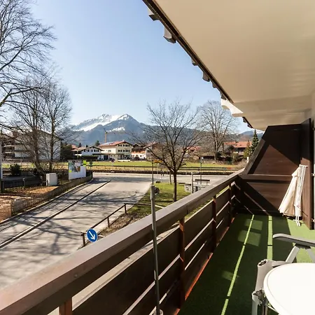Roeder Apartment